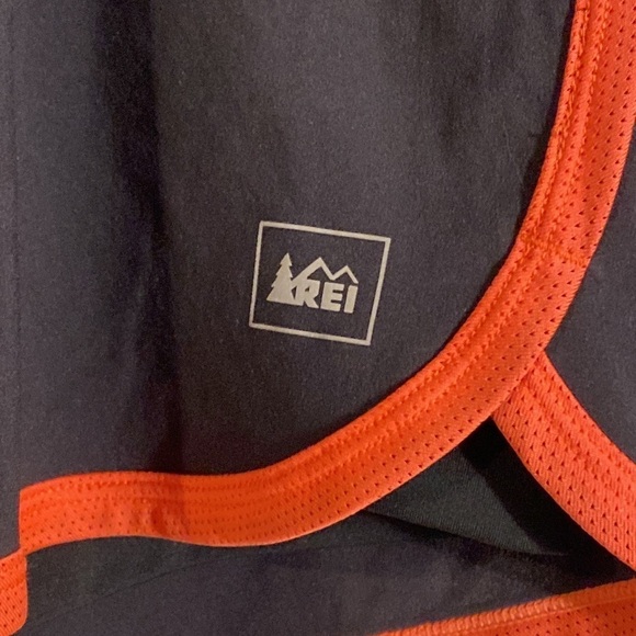 NWT Women’s REI Fast Pass 2 in one Polyester Running Shorts Size XL - Picture 3 of 8